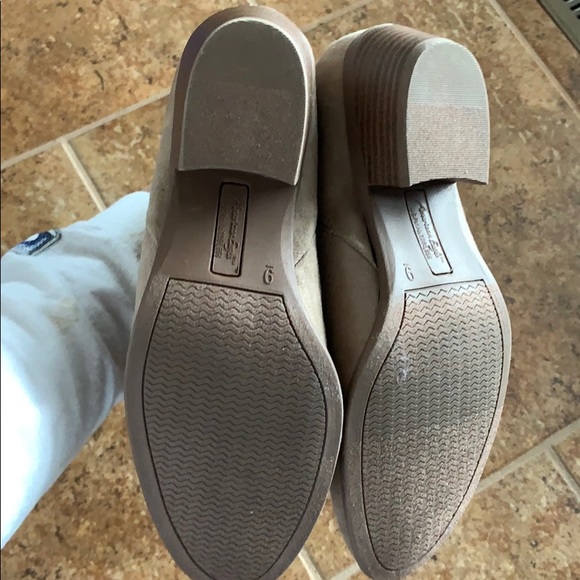 Booties - Picture 3 of 7